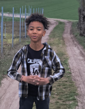 #100039 - Renee József (7)