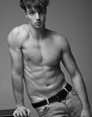 #101956 - Richárd (2)