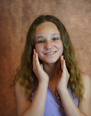 #102007 - Liána (3)