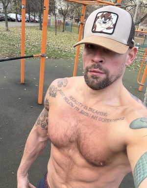 #102079 - Dániel (2)