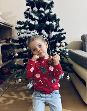 #102115 - Eszter (1)