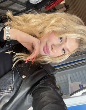 #102179 - Kármen  (4)